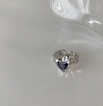 Adjustable Heart Sparkling Ring - DISCOVERIES DEPOT